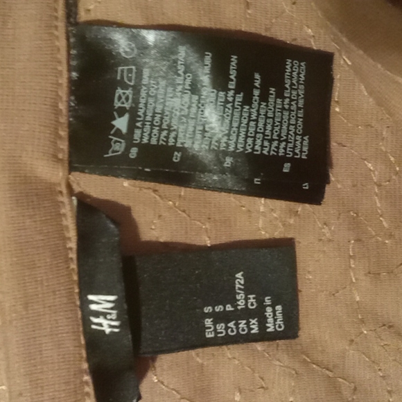 Sequins  mini skirt by h&m  sm - Picture 3 of 3